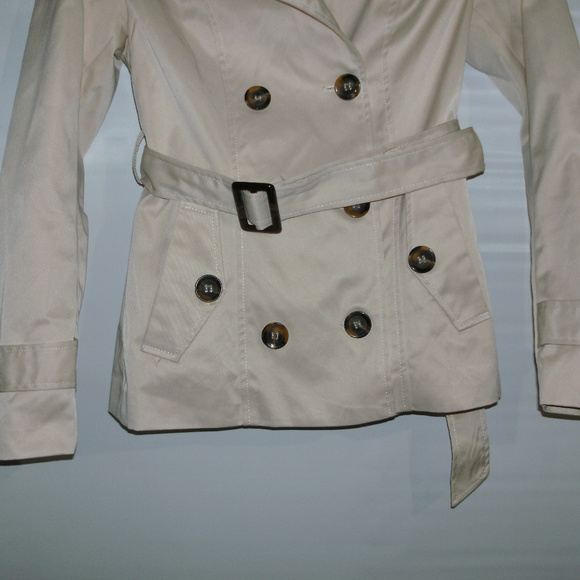 Beauty Khacki Short Belted Jacket - Picture 3 of 5